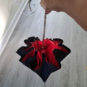 Vintage 1950s Hugendubel Parasol/umbrella Black And Red Metal Floral Handle